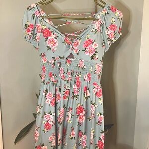 XS No Boundaries Juniors Floral Dress Smocked Waist